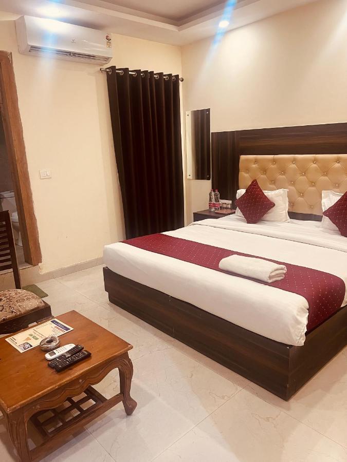 Hotel New City Lite Near Igi Airport Delhi Neu-Delhi Exterior foto